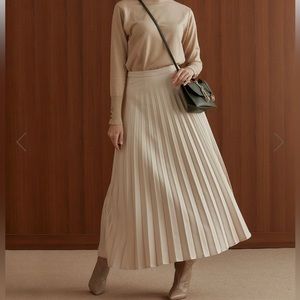 Pleated Maxi Skirt in Cream